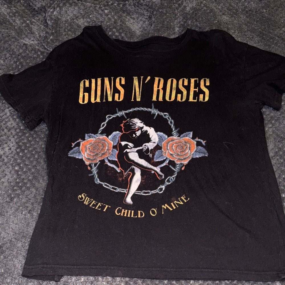 Black Women’s Guns N’ Roses T-Shirt